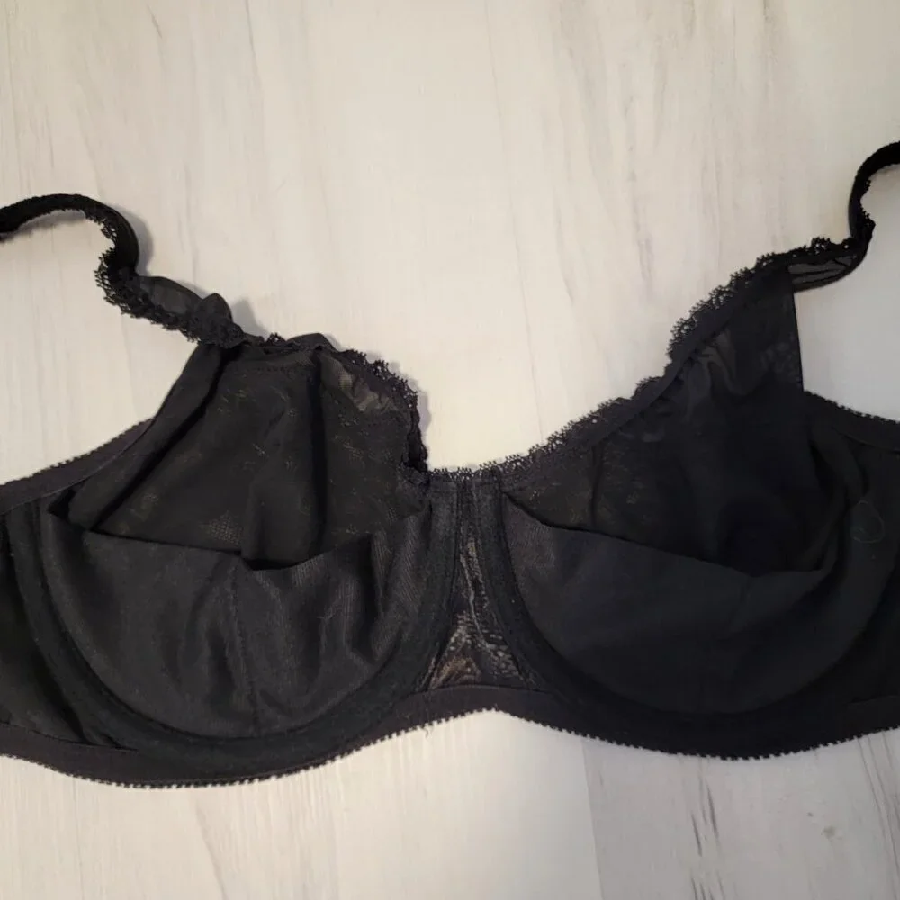Y2K Barely Breezies Lace nylon underwire bra, size 38C